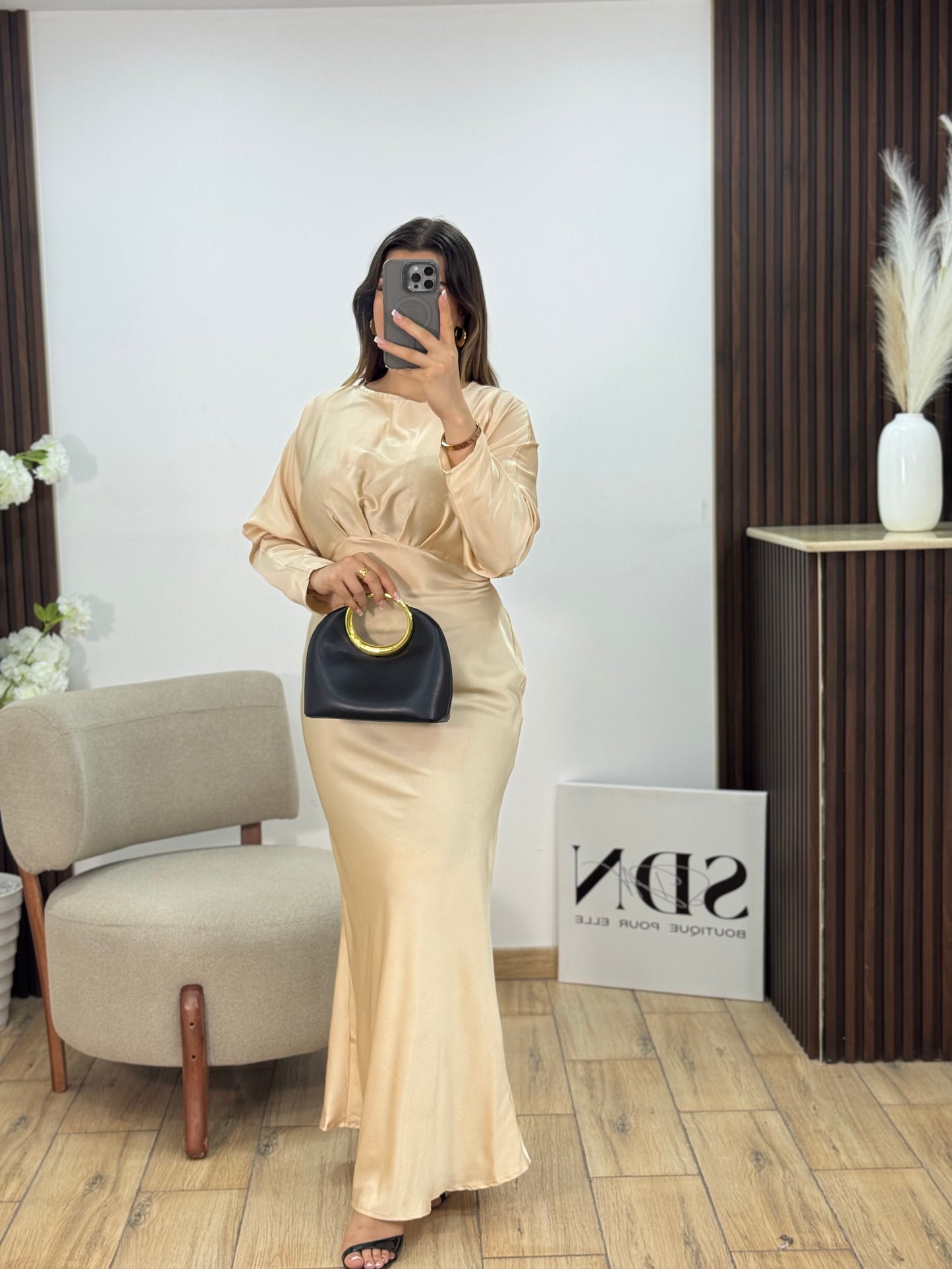 ROBE CARLA