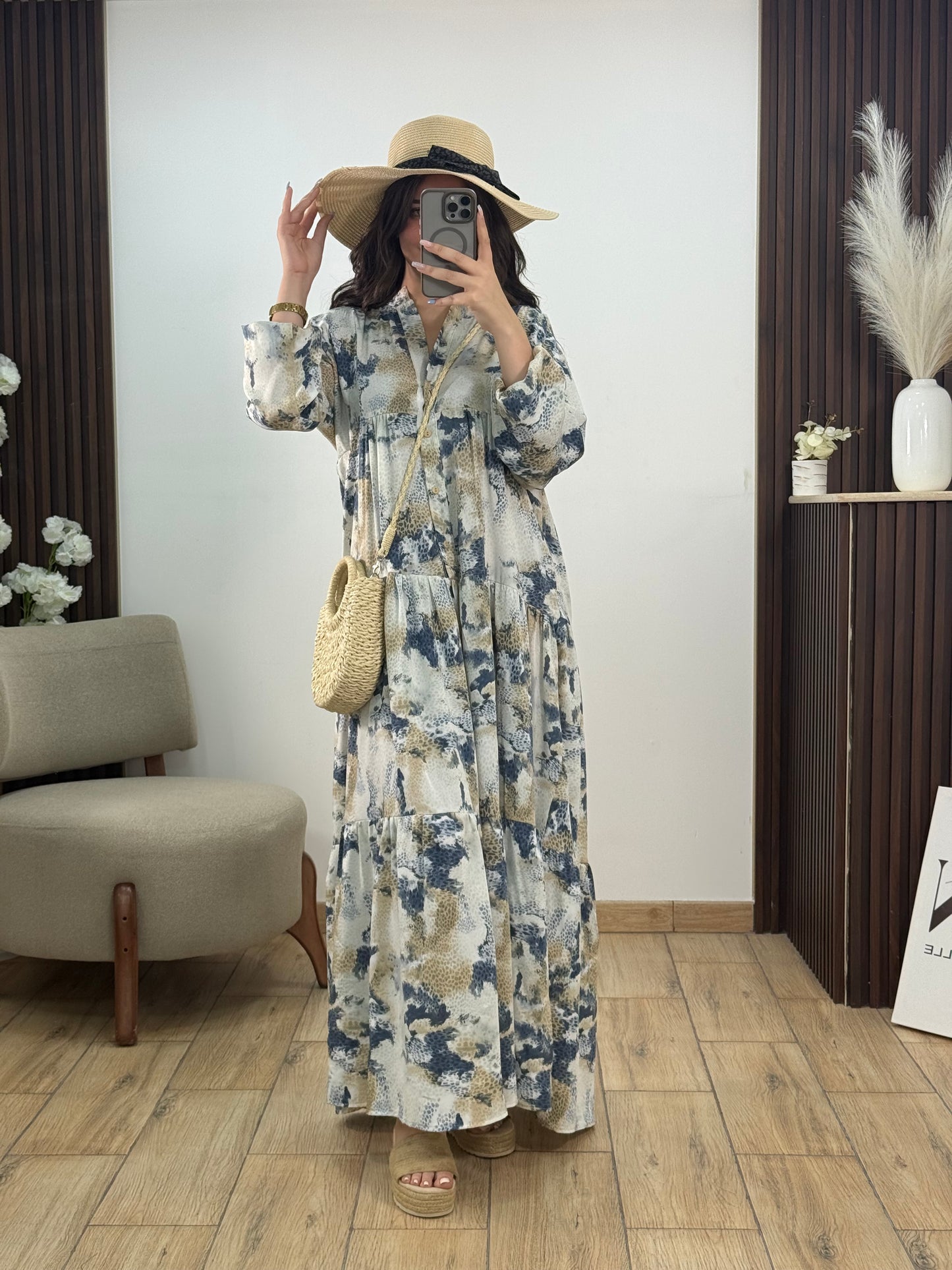 Robe ashilda