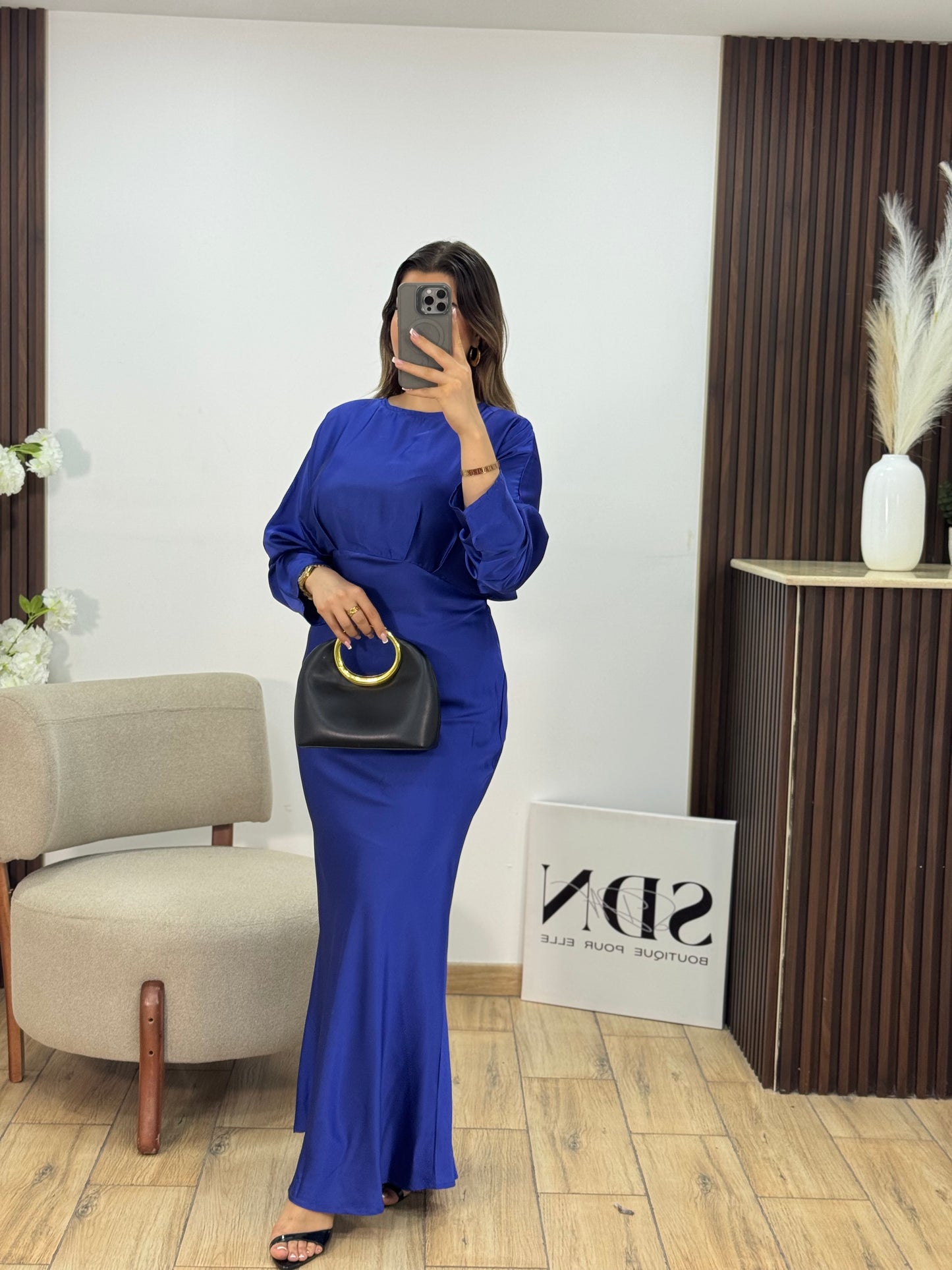 ROBE CARLA