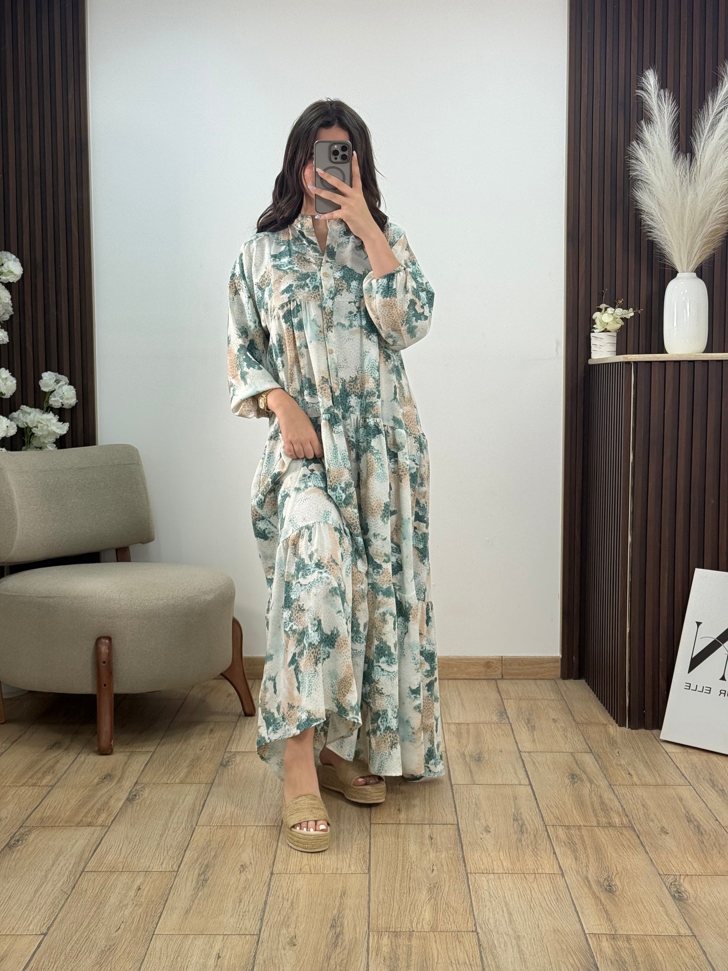 Robe ashilda