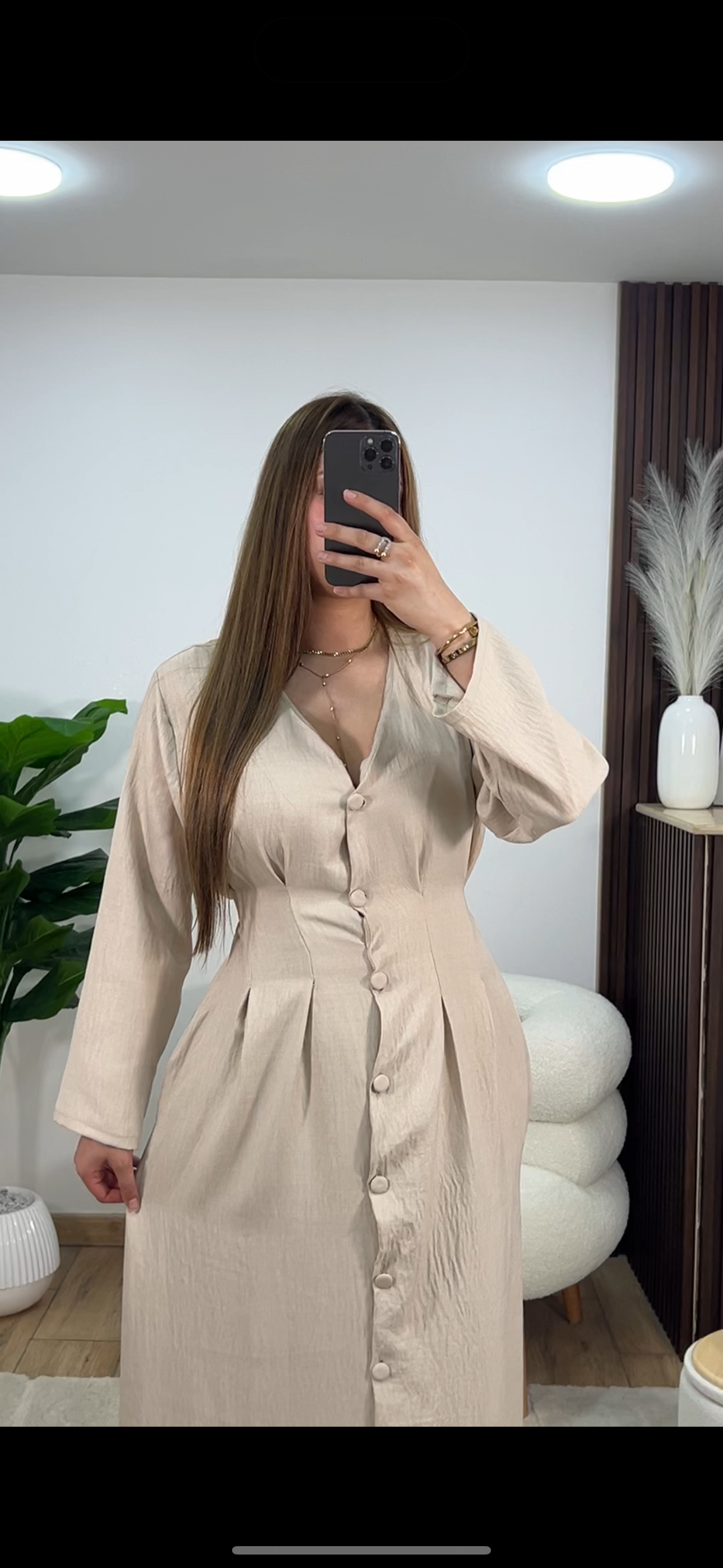 ROBE BOUTON