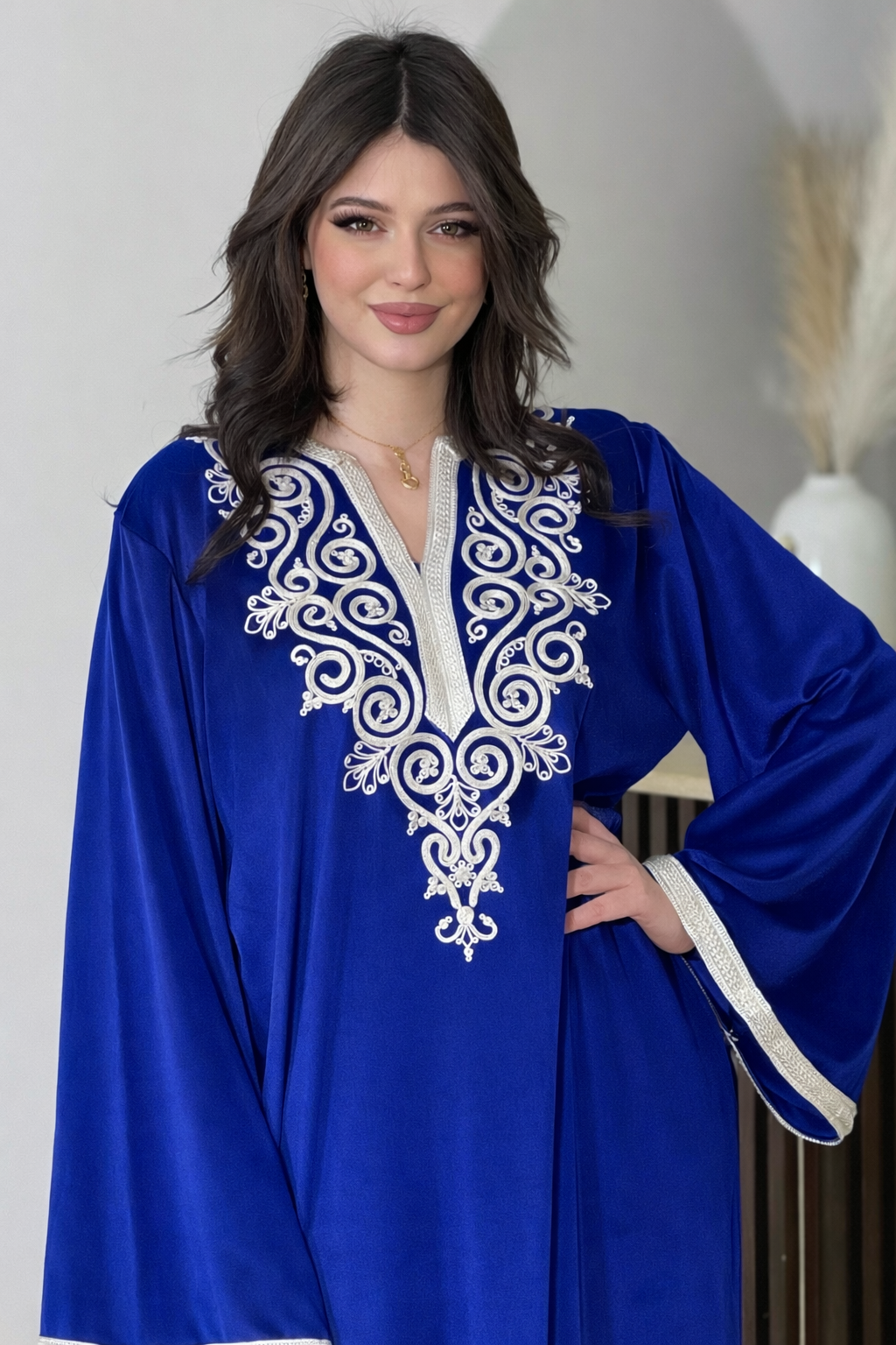 ROBE AFRAH